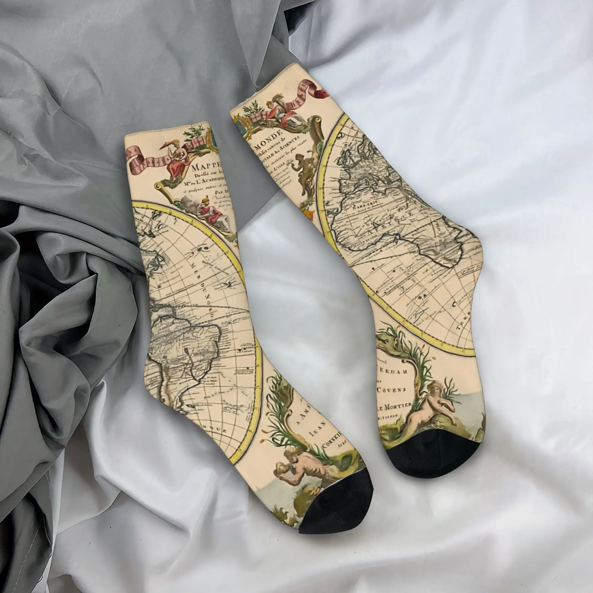 

Adults Men Socks Vintage Map Of The World Stockings Autumn Fashion Warm Soft Socks Printed Outdoor Non-Slip Socks