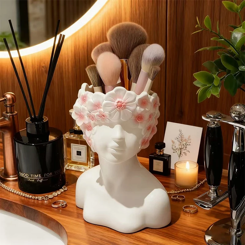 Nordic Style Flower Girl Makeup Brush Storage Cylinder Fashion Dresser Storage Tank Eyebrow Brush Eyeliner Pen Storage Box