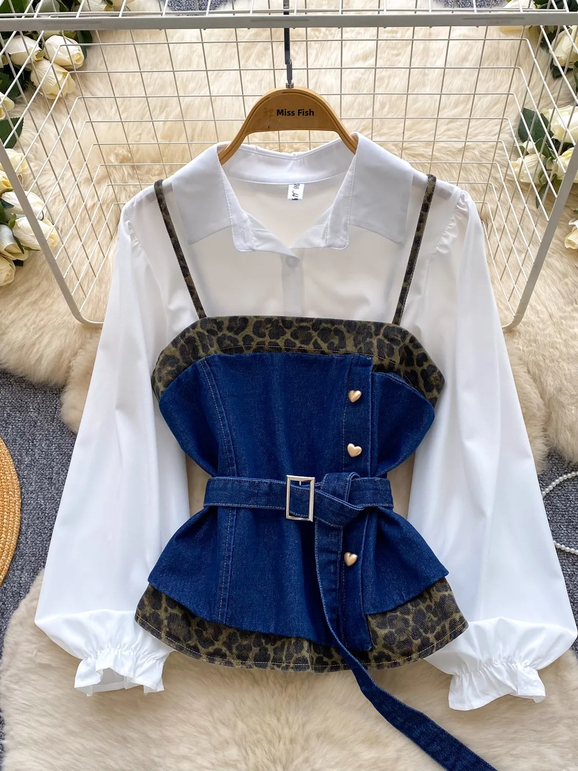 

Ретро-комплект из двух предметов с леопардовым принтом и пэчворком для женщин: весенне-осенний жилет с поясом для утяжки талии и эффектом многослойности, создающий ощущение роскоши