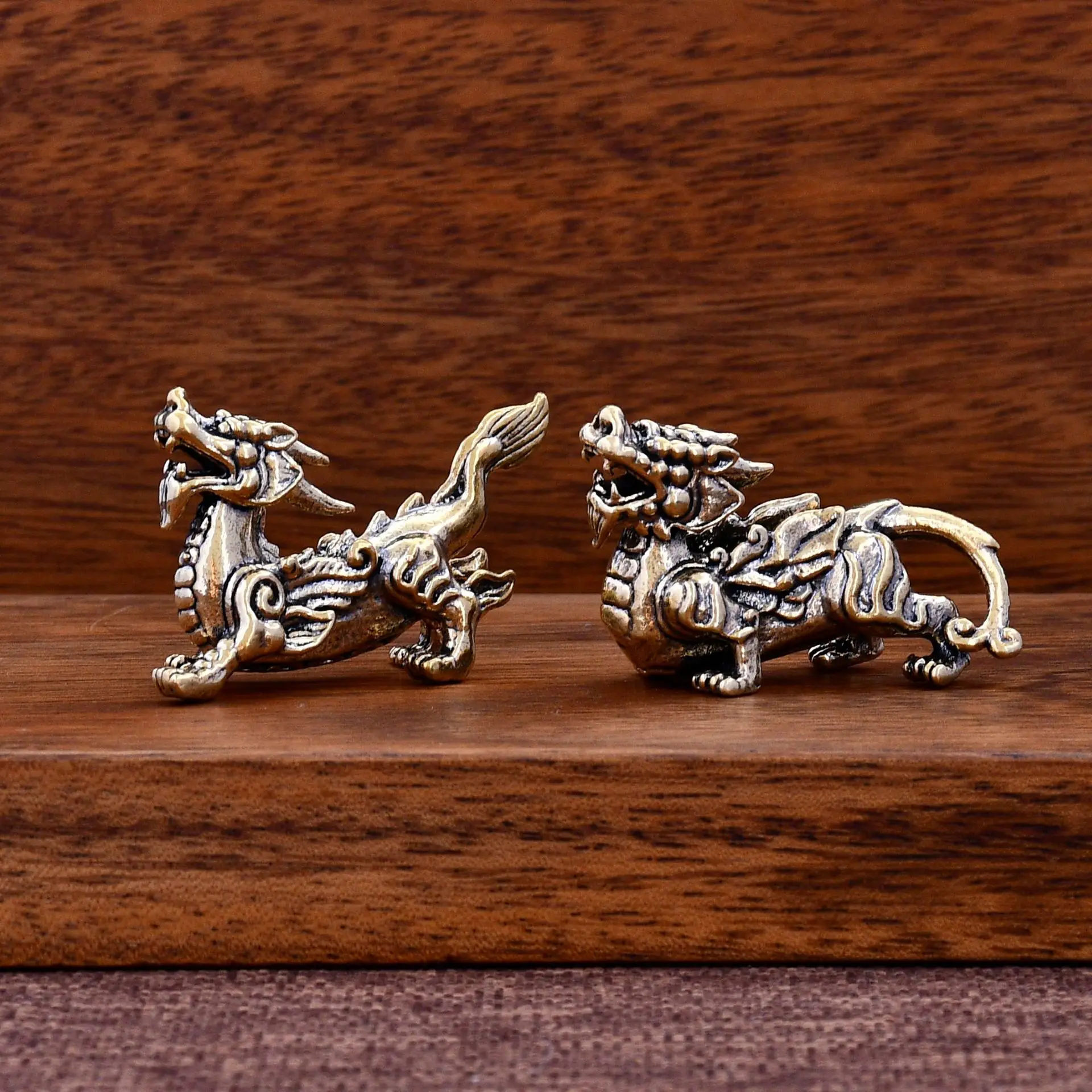Brass PI Xiu Divine Beast Figurine, Office and Living Room Antique Figurine, Tea Pet, Copper Sculpture Handicraft Figurine
