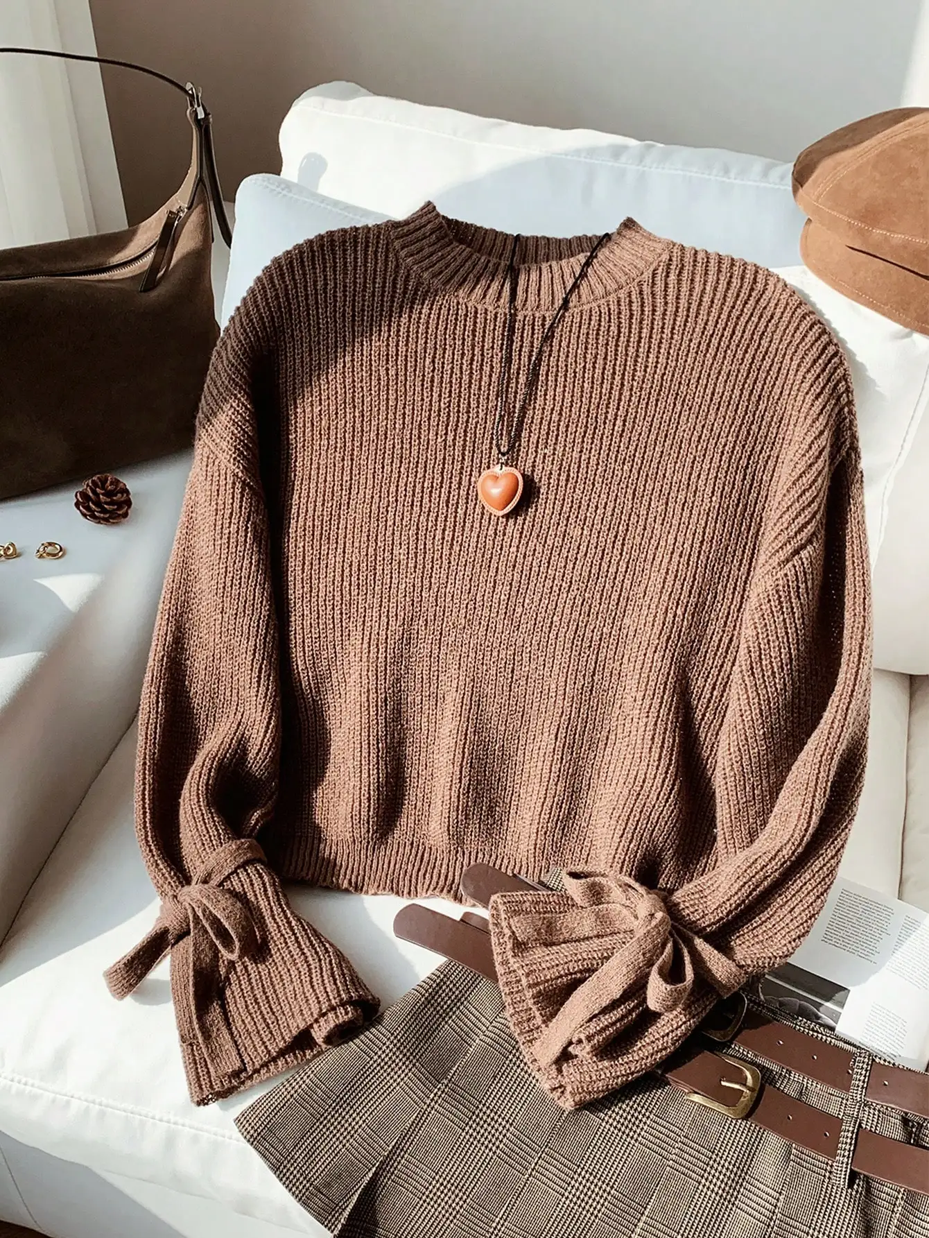 

Brown Ribbed Knit Pullover Sweater with Bow Tie Sleeves for Women, Autumn Winter Casual Top
