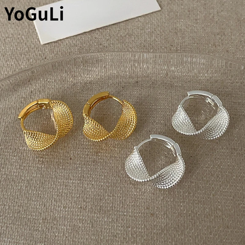 

Modern Jewelry Pretty Temperament Metal Buckle Hoop Earrings For Women Party Gifts Fine Ear Accessories 2024 Trend New