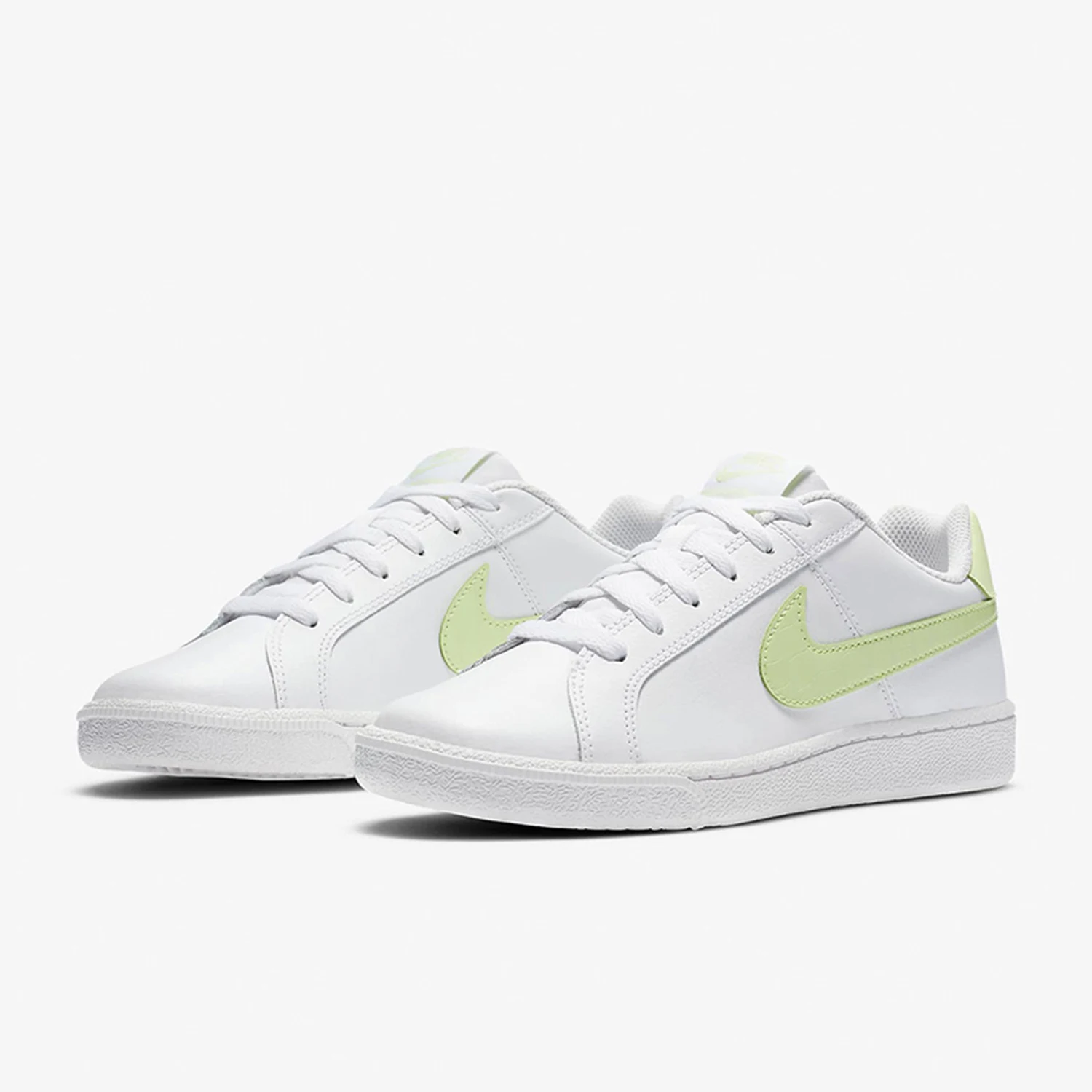 

Nike Authentic Season's New Women's Court Low cut Lightweight Sports and Leisure Board Shoes 749867-121