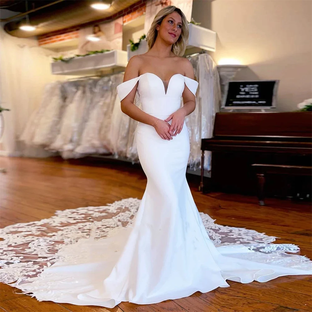 

Boho Mermaid Wedding Dresses Lace Appliques Off Shoulder White Satin Long Bridal Gowns Sexy Backless Summer Beach Bride Wear