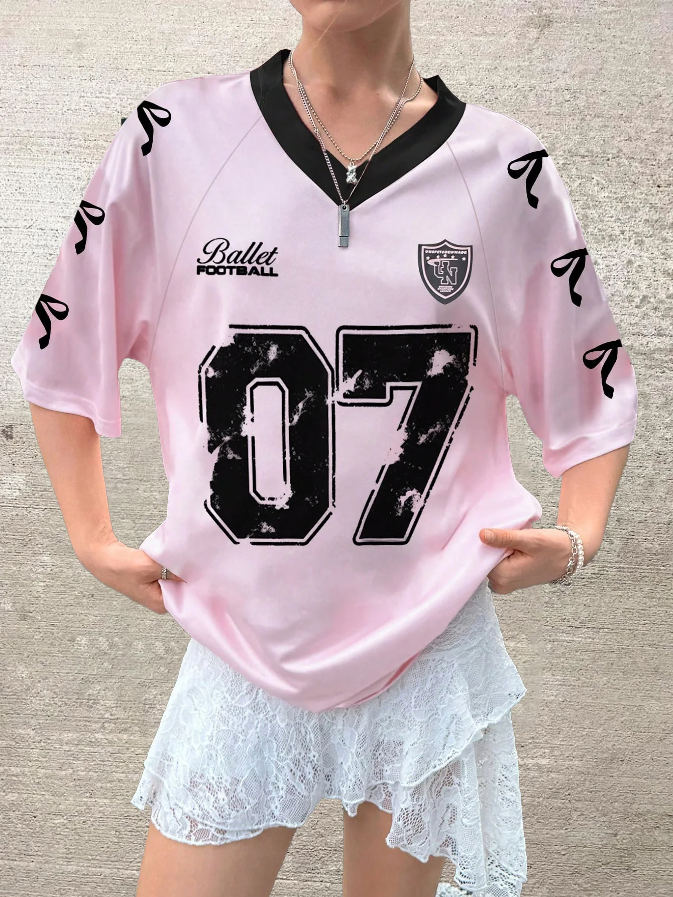 

2025 персонализированная повседневная универсальная свободная трендовая футболка в европейском и американском стиле с цифровой печатью y2k, модная футболка с пикантной девушкой