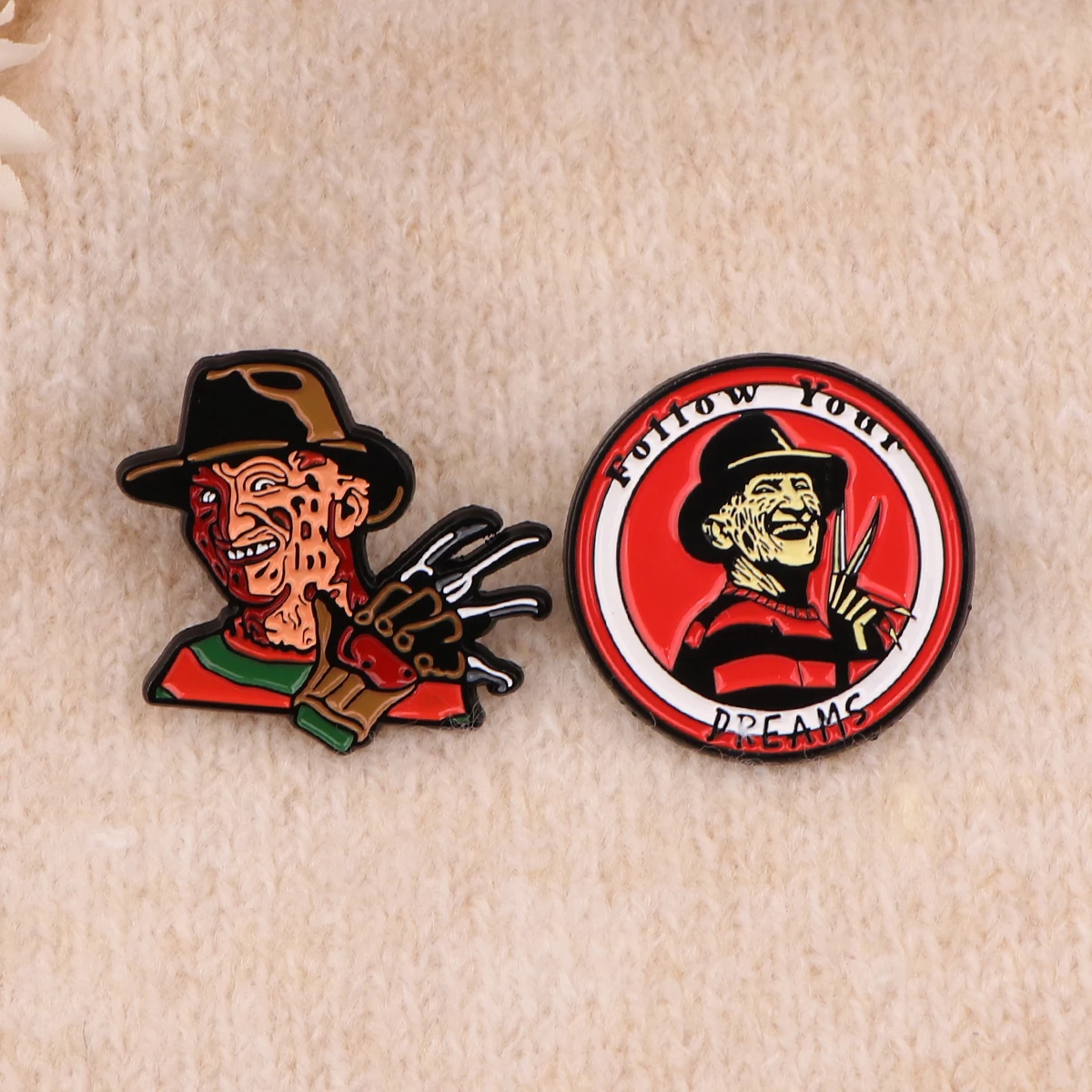 

Horror Killer Enamel Pin Badges on Backpack Brooches For Women Lapel Pin Halloween Jewelry Cosplay Accessories Party Gifts Toy