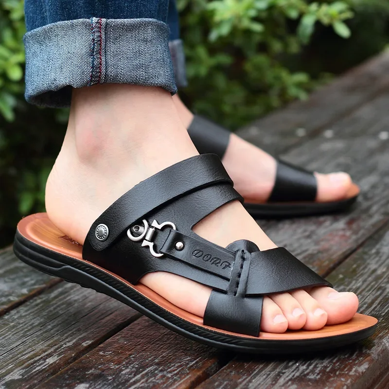 Sandalias de cuero de Punta abierta para hombre, zapatos de playa de tendencia, zapatillas de verano, novedad