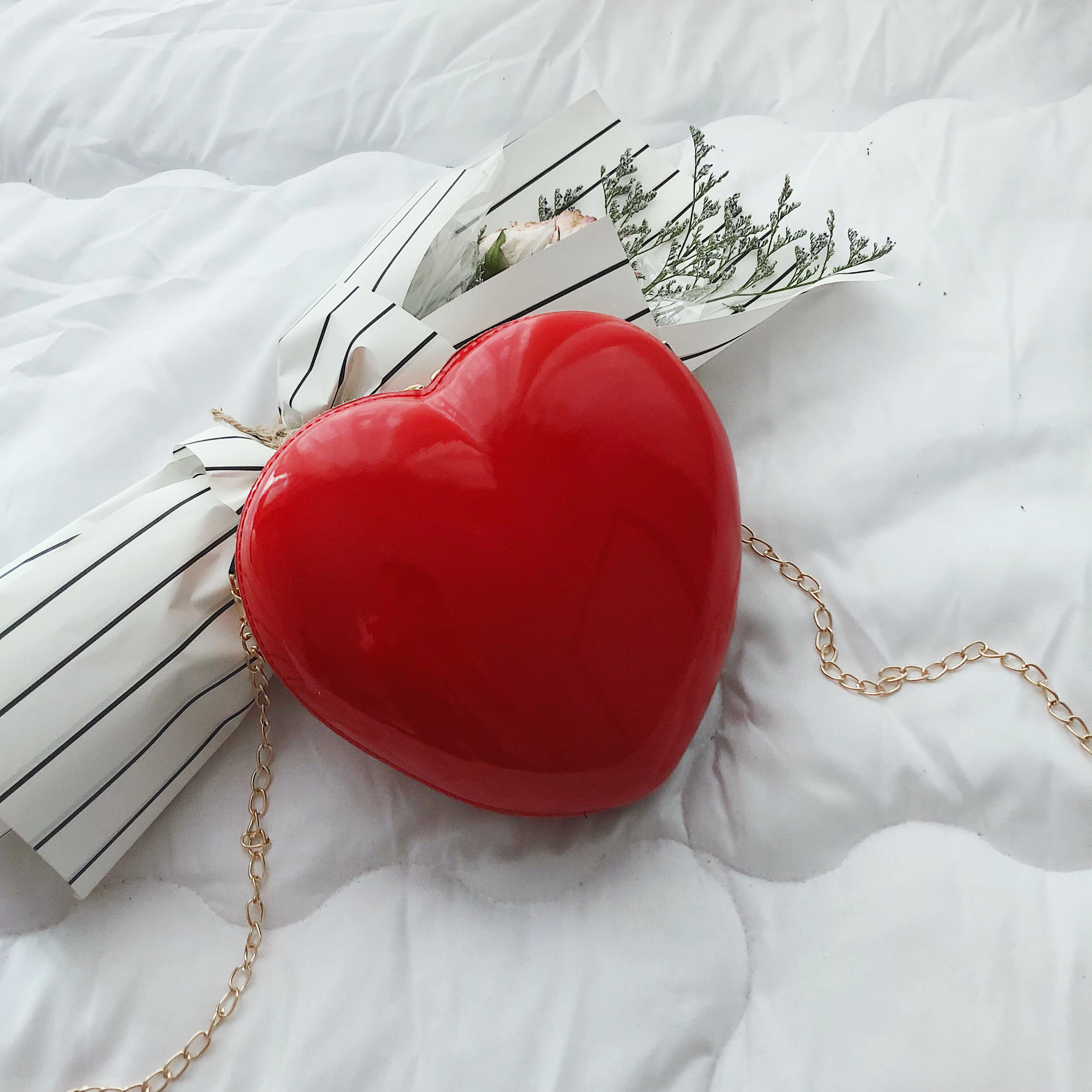 

Модная женская сумка-Кроссбоди в форме сердца на молнии