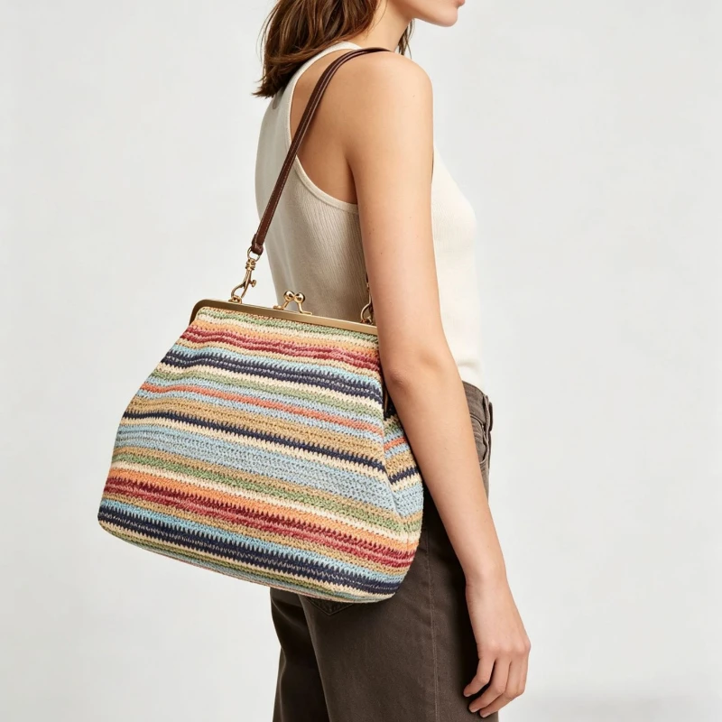 

2026 Trendy Seashell Straw Clutch Handmade Mini Chain Shoulder Crossbody Handbag for Women