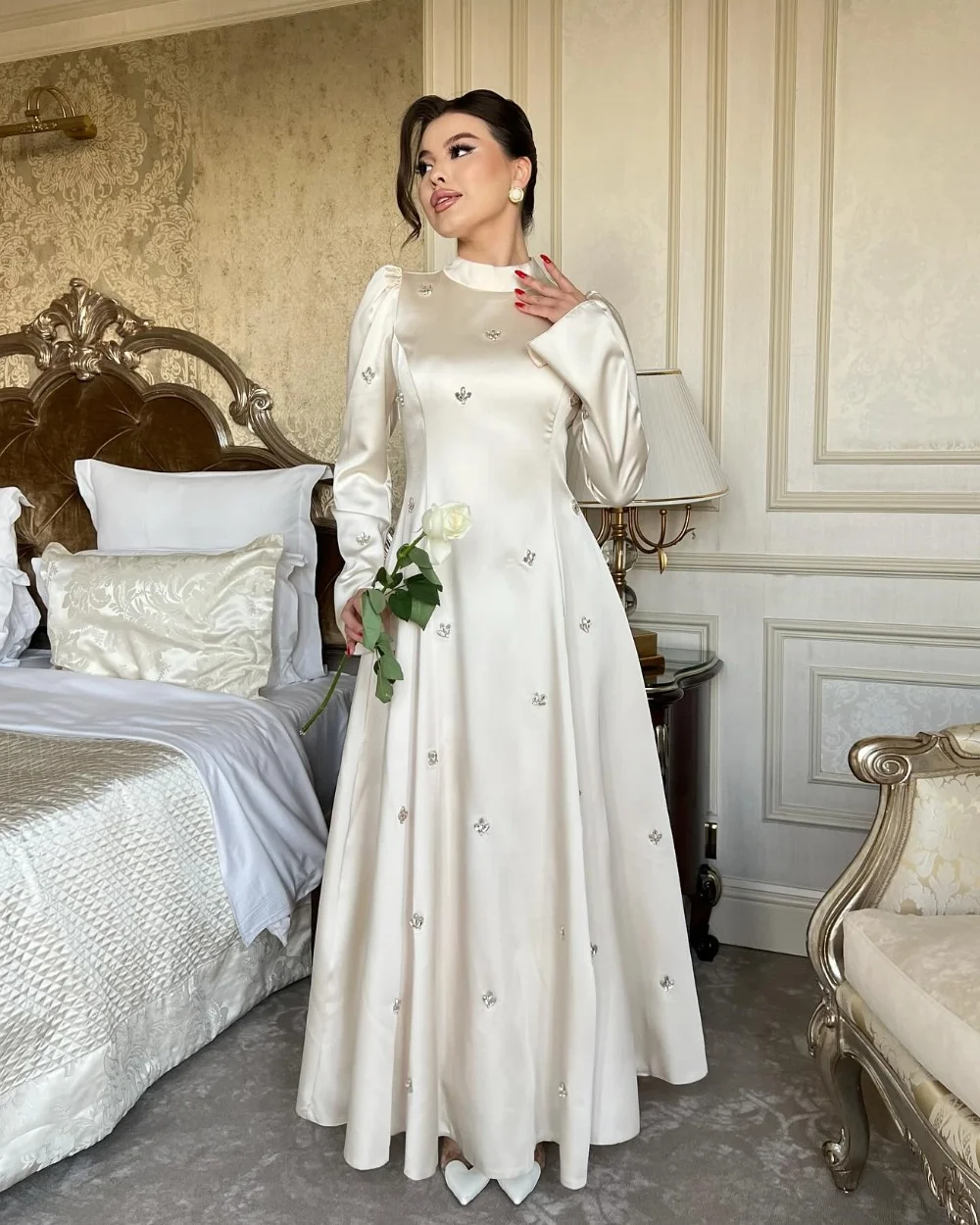Customized Matching Fashion Rhinestone Pleat A-line High Collar Long Dresses Bespoke Occasion Dresses Exquisite Elegant Formal