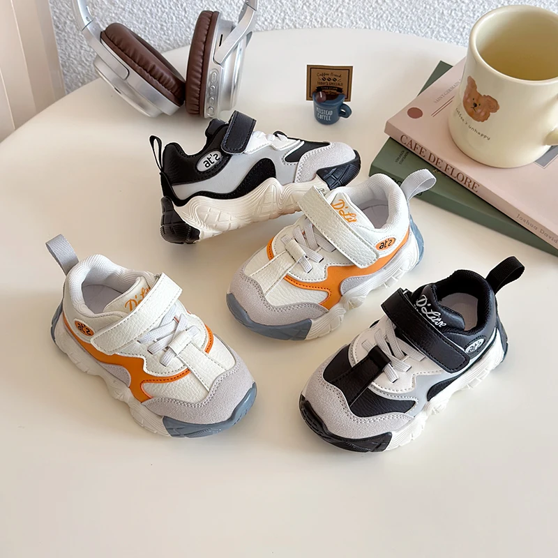 

Детские кроссовки для бега, нескользящие кроссовки на толстой мягкой подошве для мальчиков и девочек, красивая мода, осень 202, новая детская спортивная обувь, комфорт