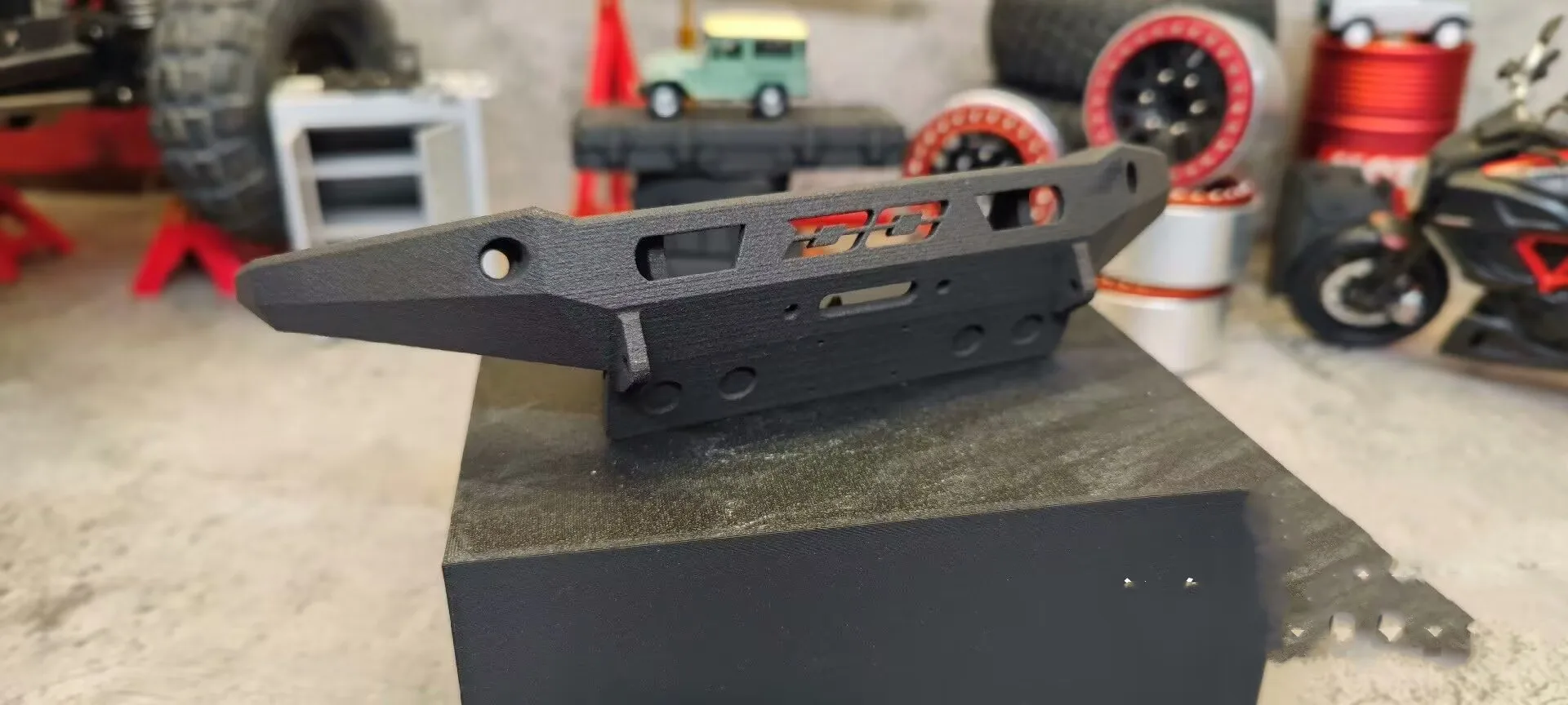 関連 AE40113 エレメント RC エンデューロ ナイトランナー 1/10