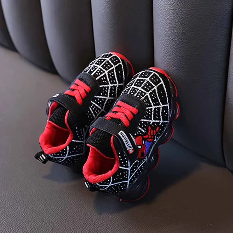 Disney Spring Autumn Children\'s Cartoon Anime Sports Shoes Boy\'s LED Luminous Shoes Kid\'s Dazzling Cool Spider-Man Casual Shoes