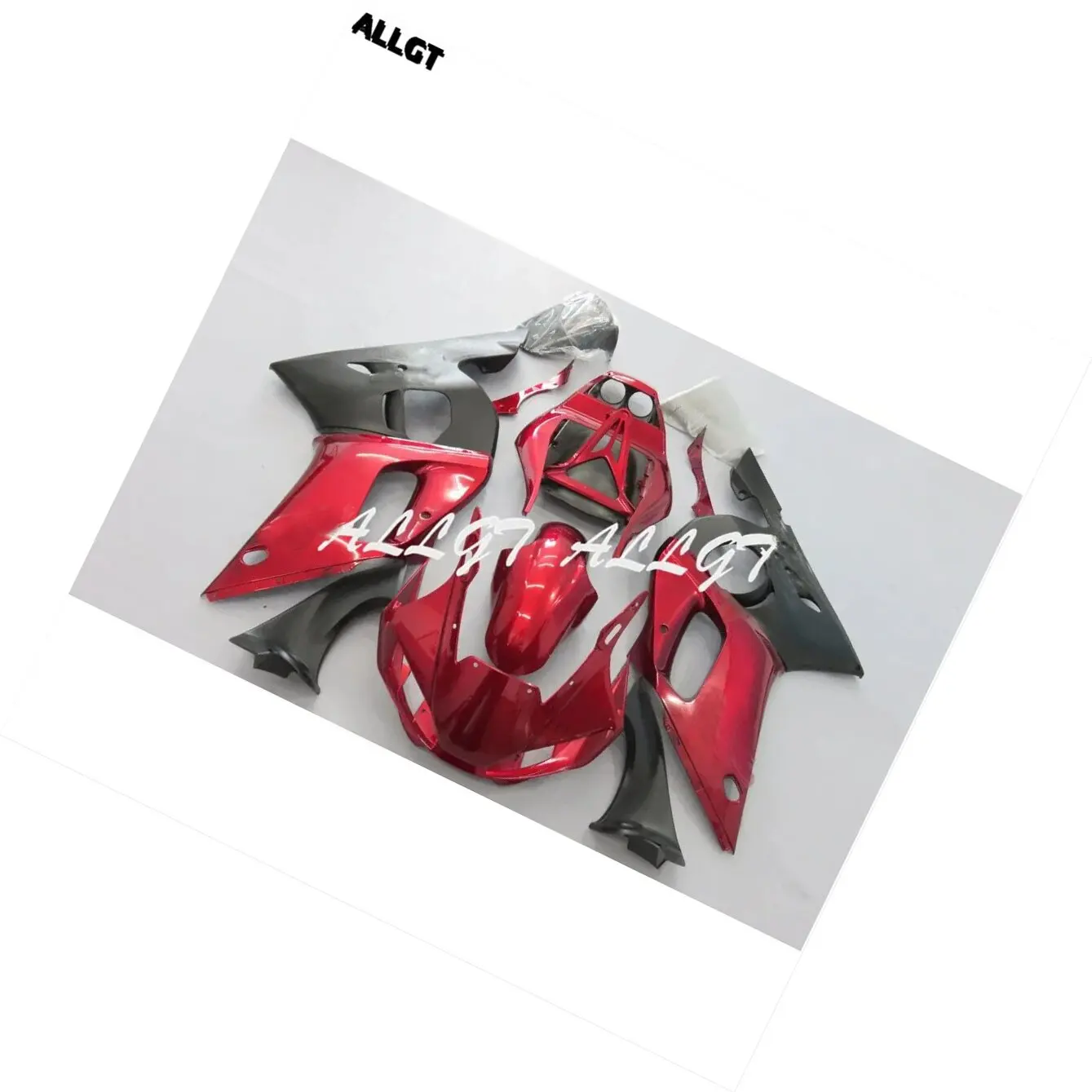 

Комплект литых обтекателей (красно-черный) для мотоцикла YAMAHA YZF R6 1998-2002