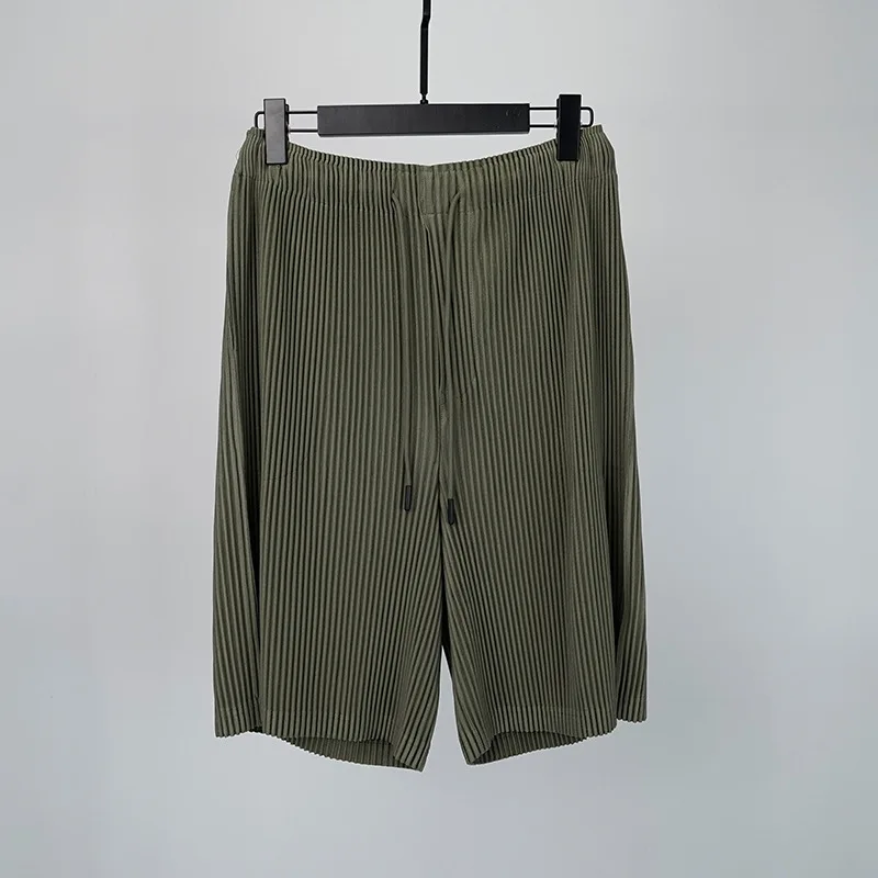 Miyake Pleats Summer New Men's Shorts 2025 Fashion Trend Wear Folded Pants Premium Pleated Loose Large Size Casual Pants