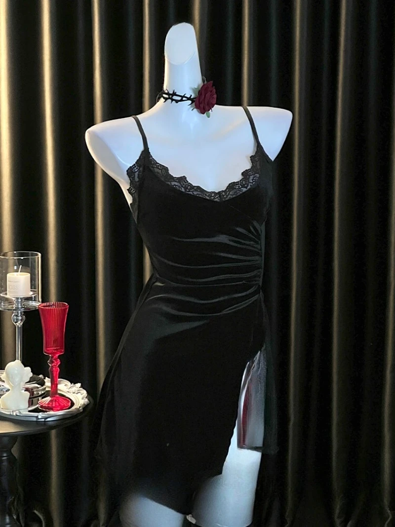 

Autumn Winter New Black Lace Velvet Split Nightgown,Feminine Backless Pajama WomenPure Desire Style,Seductive Romantic Sleepwear