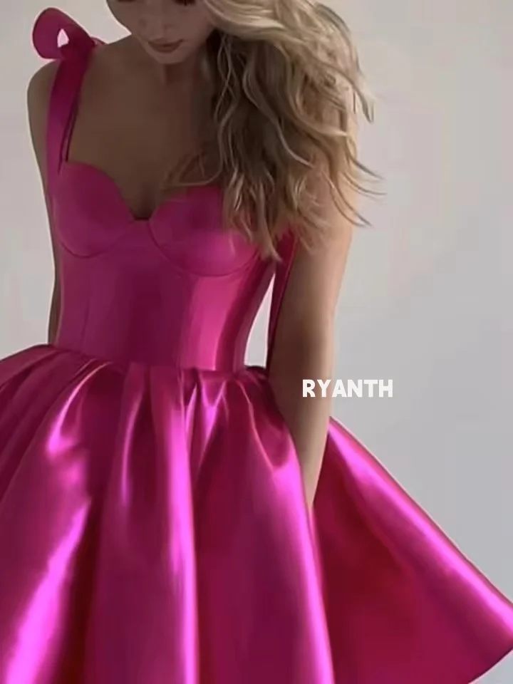 Ryanth kurze schulter freie Satin Heimkehr Kleid für Teenager 2024 Mini Schatz geschwollene Abschluss ball Cocktail Party Kleid Kordel zug zurück