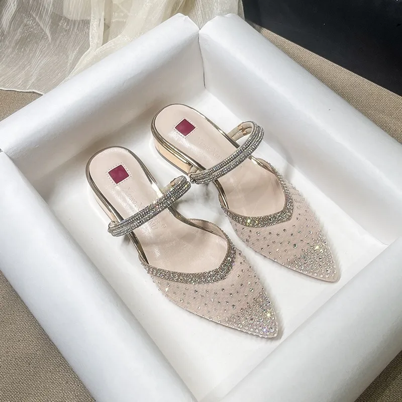 

2026 New Women Shoes Exquisite Rhinestone Low Heel Sandals for Woman Luxury Banquet Wedding Shoes Designer Shoes Sandalias Mujer