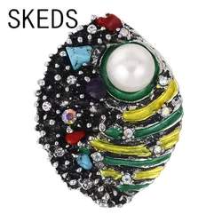 SKEDS Fashion New Arrival Women Men Casual Round Pearl Rhinestone Brooches Pins Vintage Top Brand Unisex Party Corsage Jewelry