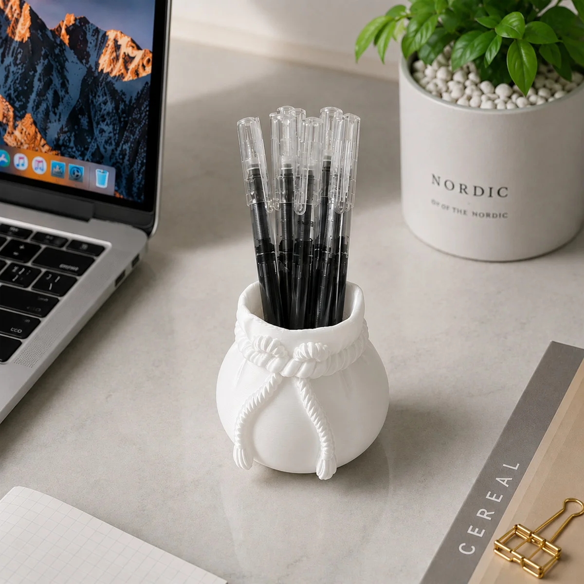 (7*7.3cm) 3D Printed Pouch Pen Holder, Modern Desk Organizer Symbol of Luck and Prosperity, Office Home Study Accessories Gift