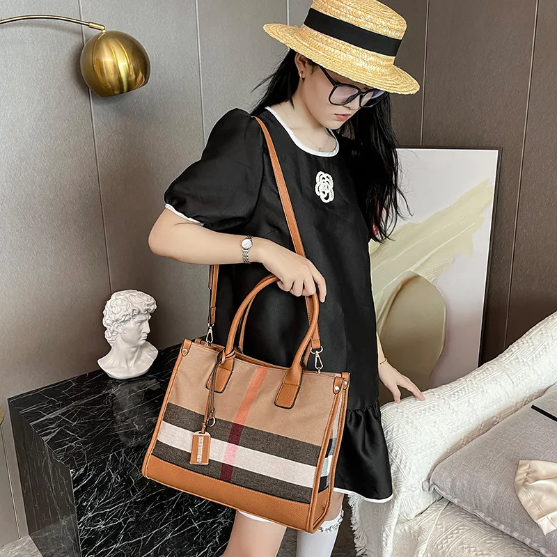 

Brand Designer Large Capacity Women Bags 2022 Winter Fashion Purses And Handbags Luxury Crossbody Shoulder Bag Lady shopper Tote