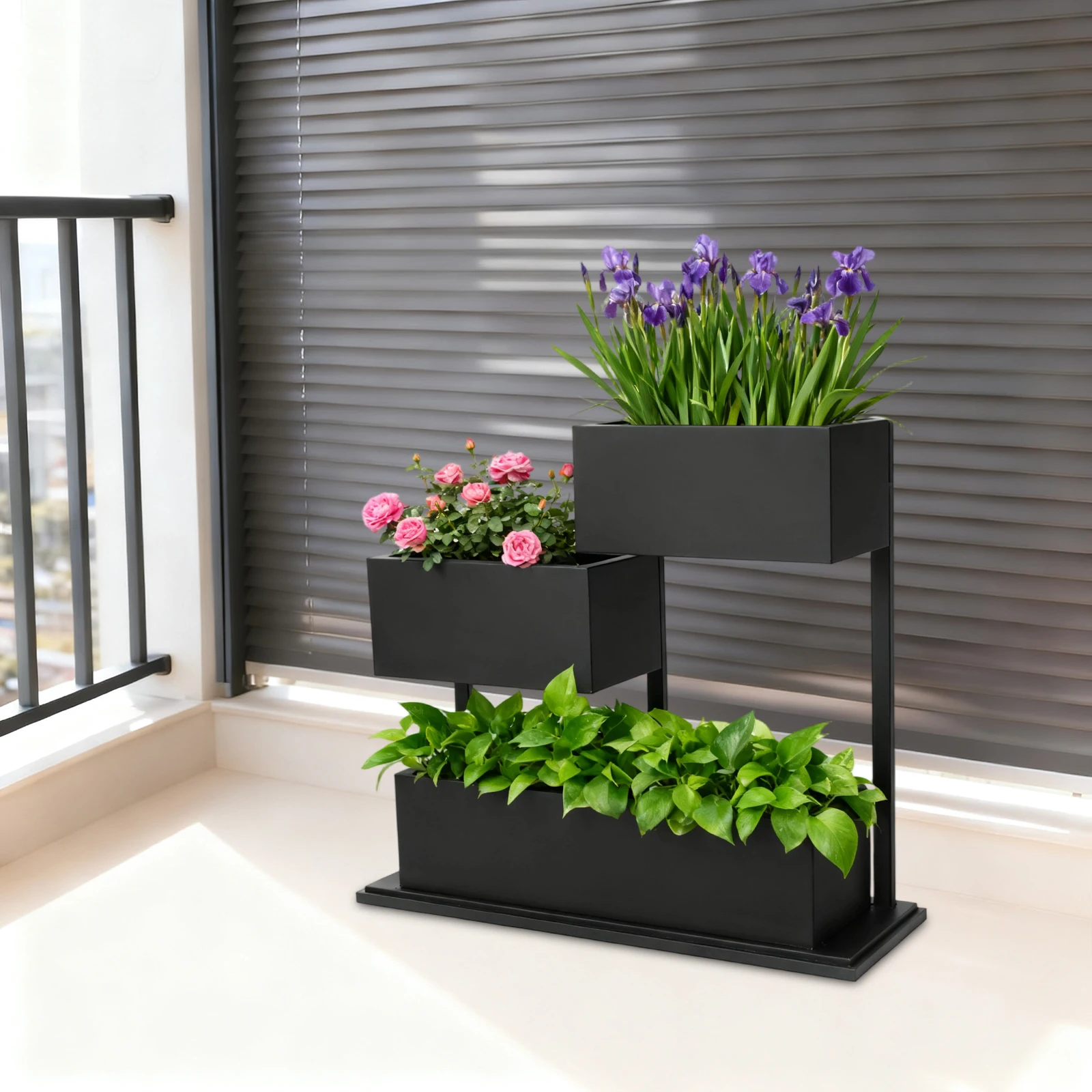 Caixa de plantador exterior de metal independente preta para escritórios, jardins, lobbies, decoração de terraços, venda de natal, presente de ano novo