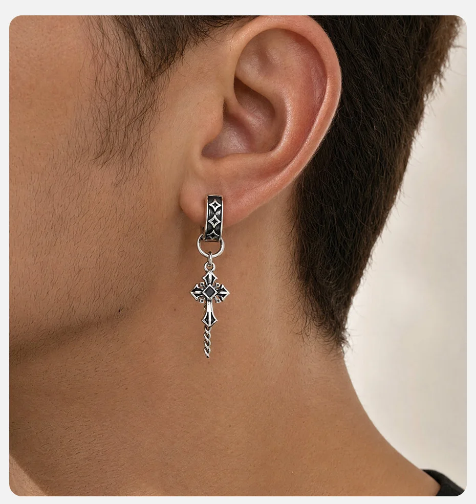 Vnox Kupfer Vintage Kreuz-Ohrhänger für Männer, Silberfarbene Kette mit Quaste, Hoop-Ohrringe im Punk-Gothic-Hip-Hop-Stil, Geschenk für Ohrschmuck – Detail 2