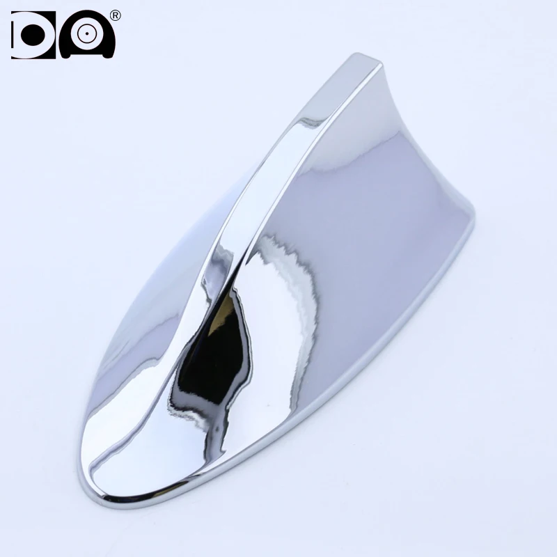 Universal Shark Fin Antenna Stronger Signal Piano Paint Car Radio Aerials FM/AM Car Styling For Renault Clio 2 3 4 I II III IV V