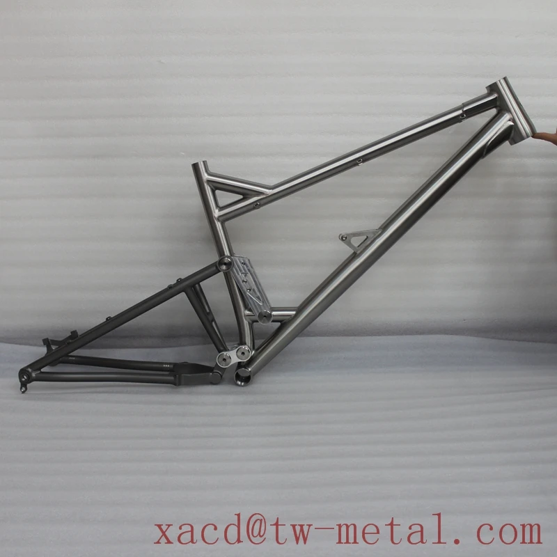Custom Titanium Full Suspension Bicycle Frame Made Titan Suspension Bike Frame OEM Soft Tail Bike Frame With 142 Dropouts