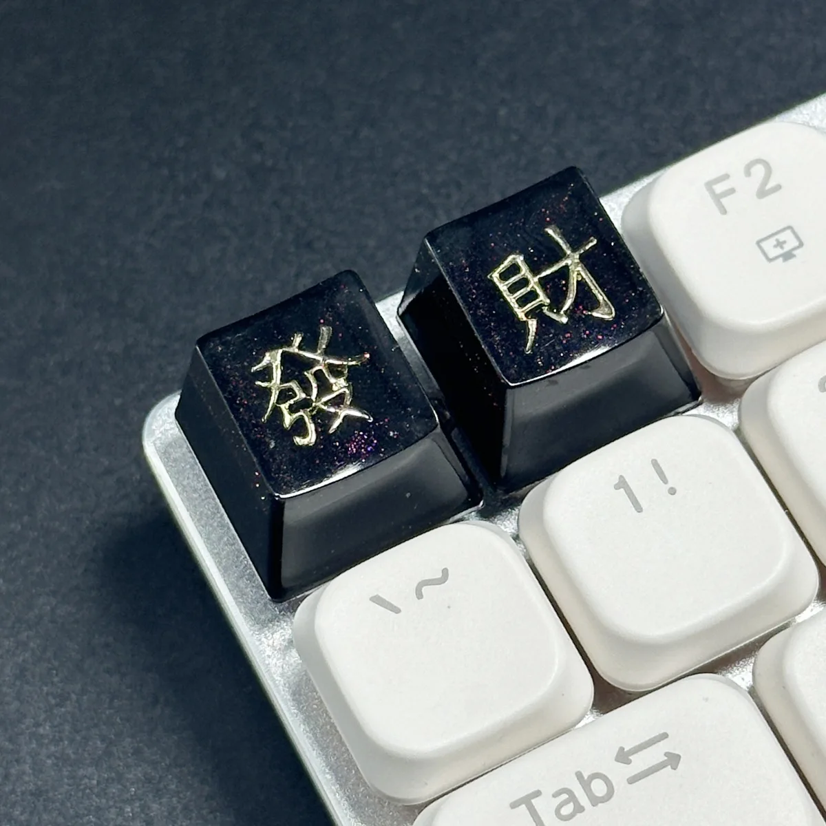 2 Resin Personality Get Rich Theme Keycaps Cross Axis Mechanical Keyboard Keycaps