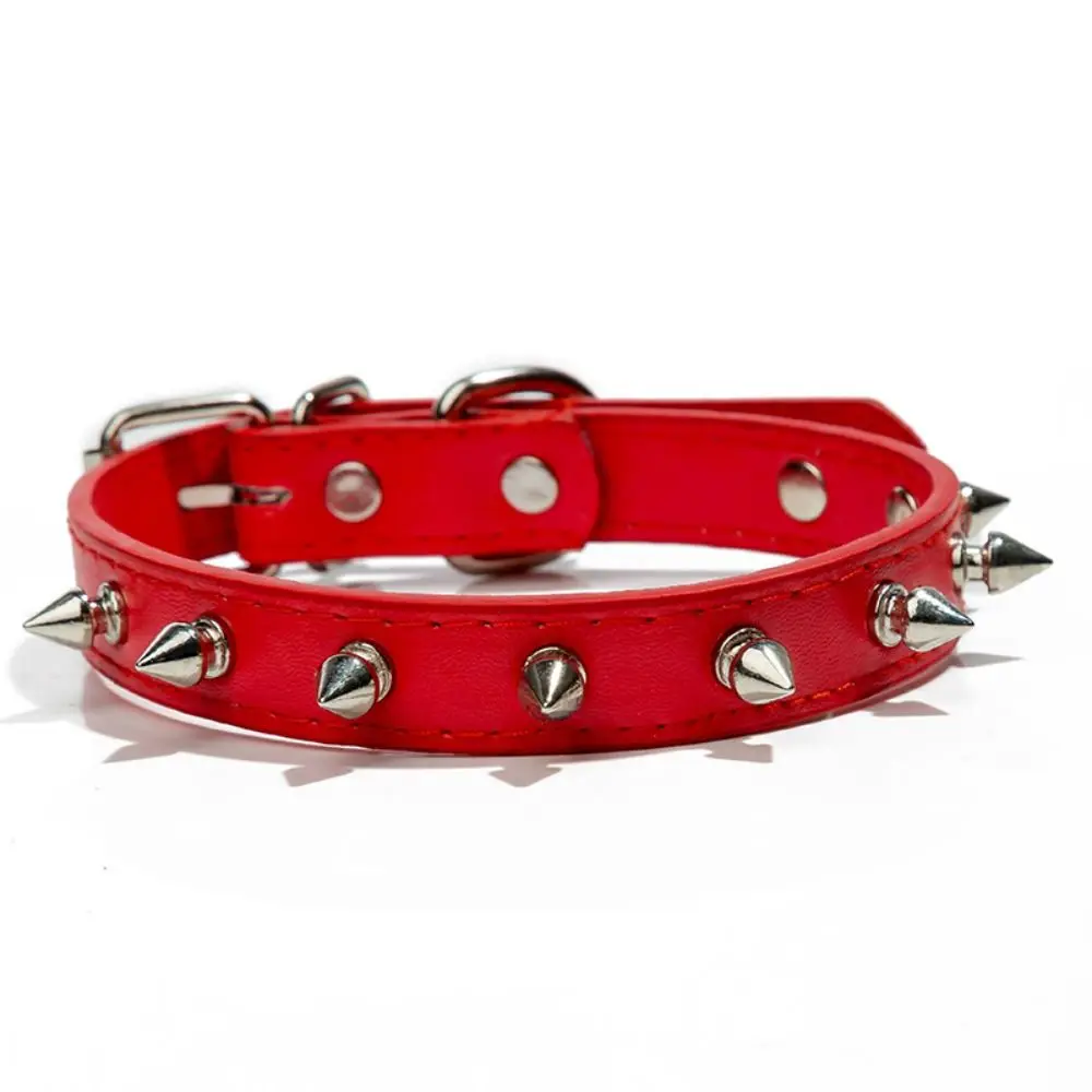 

Comfortable Leather Cat Dog Collar Colorful Adjustable Pet Spiked Studded Collars Cool Exquisite Pet Neck Strap Photograph
