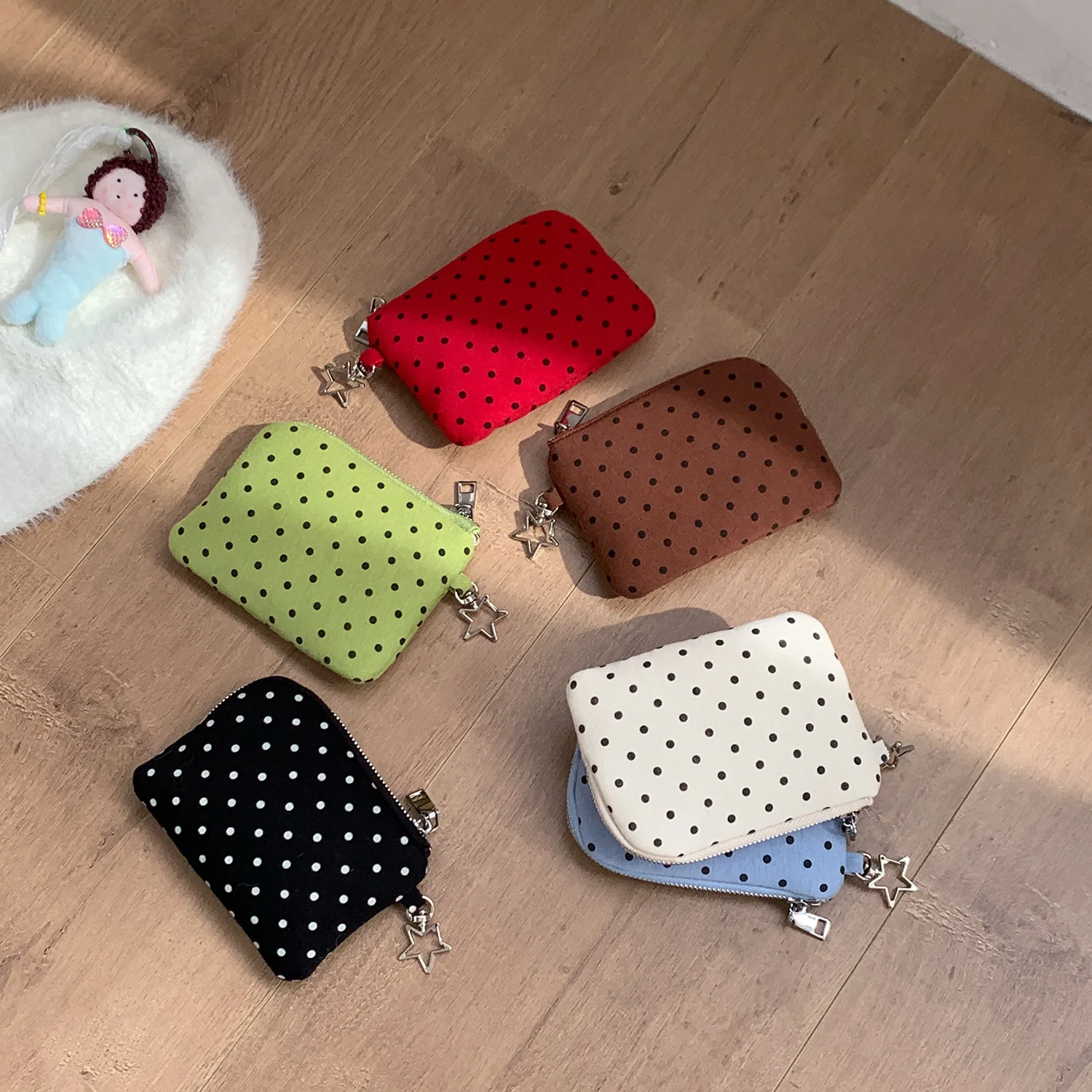 Cute Fabric Polka Dot Coin Purse Fashion New Zipper Small Key Storage Bag Korean Mini Clutch Bag Earphone Bags Decoration