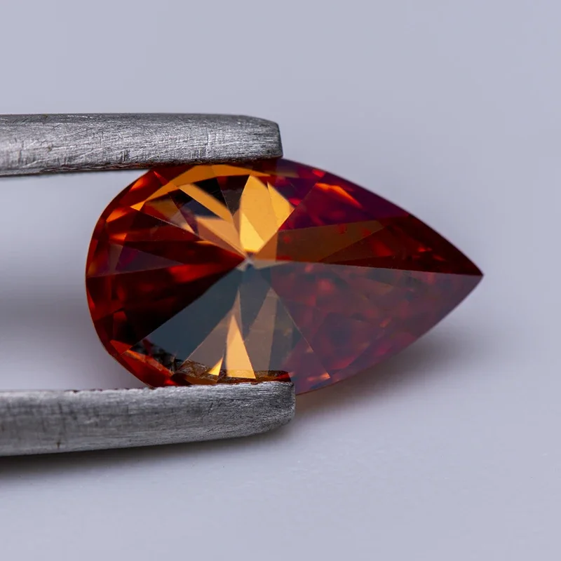 Moissanit-Diamant im Birnenschliff, Granatfarben, loser Edelstein für hochwertige Schmuckherstellung – Detail 6