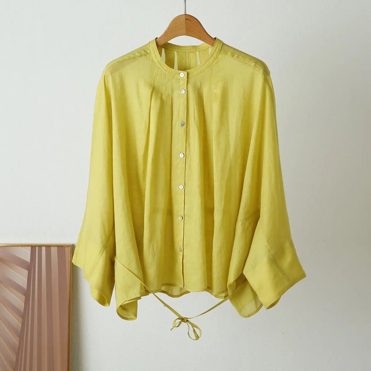 

Dave&Di Elegant Three-dimensional Cut Wide Version Nine Inch Bat Sleeve Lace Up Shirt Top Woman Clothes Shirts