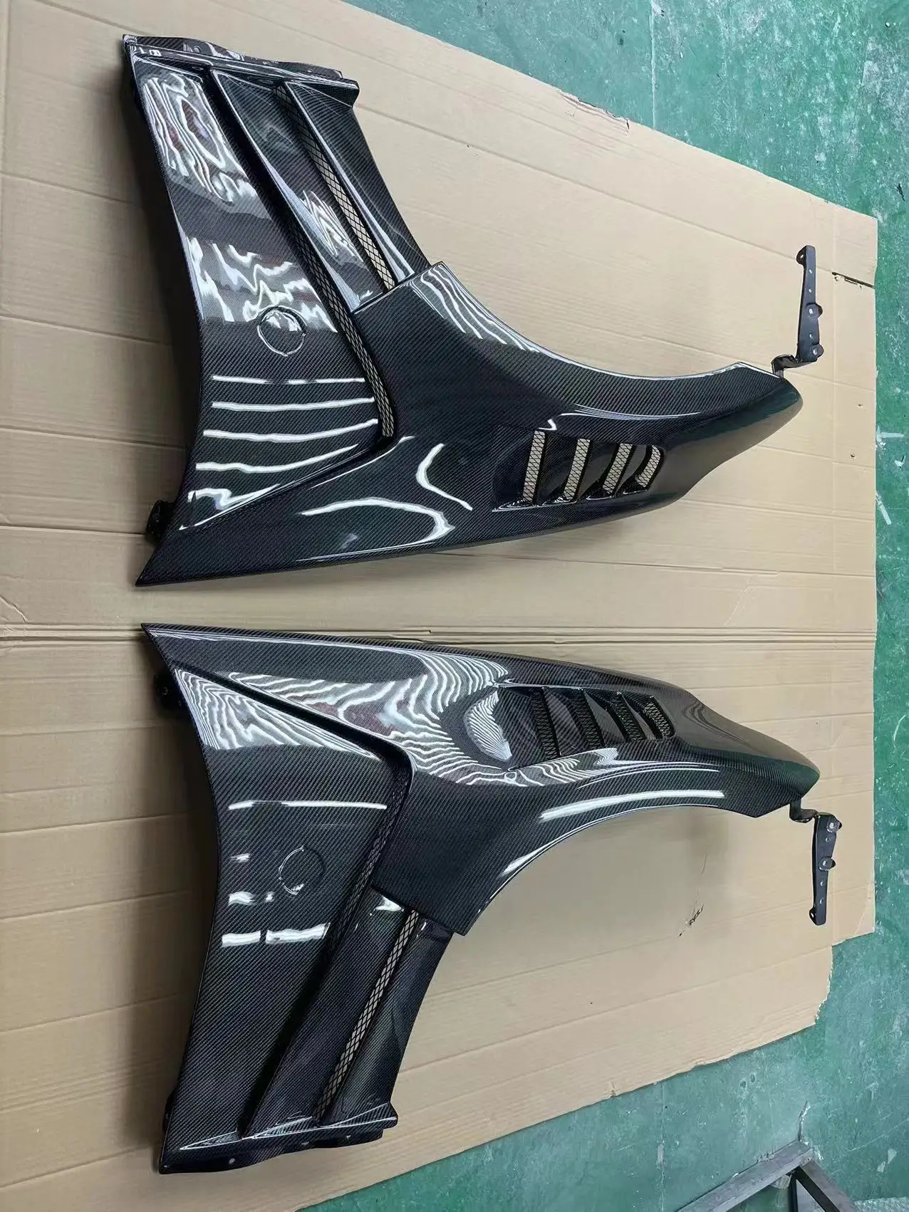 مصدات سيارة جانبية من ألياف الكربون بتصميم V2 المحافظ لنيسان 370z #3