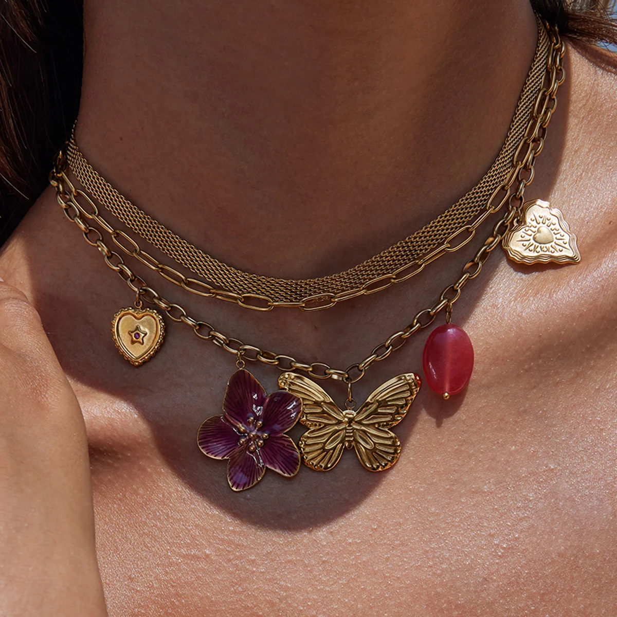 

AIKOER Vacation Style 18K Gold Color Plated Stainless Steel Wine Red Dripping Oil Flower Butterfly Pendant Necklace Women's Acce