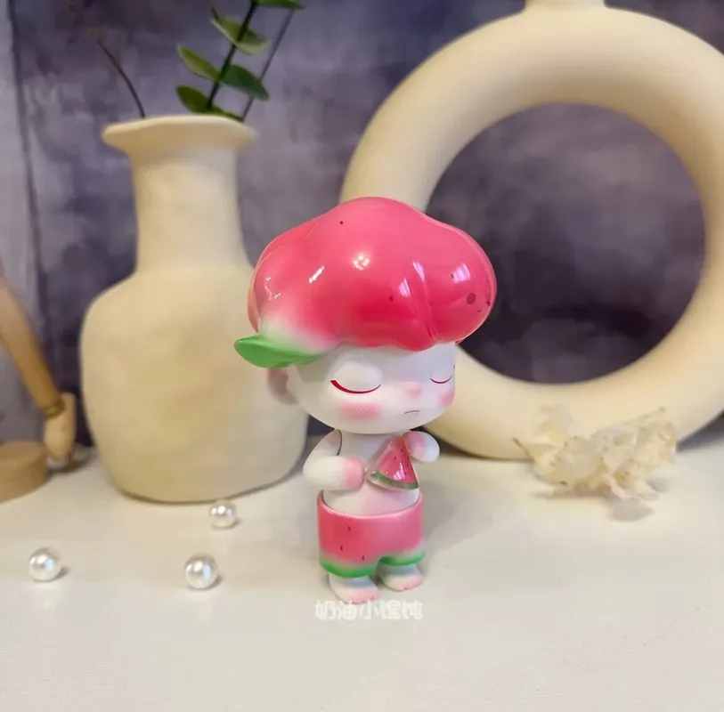 

Dimoo Watermelon Peel Open-Eyed Doll - Customizable Collectible Figure With Dual Watermelon Accessories