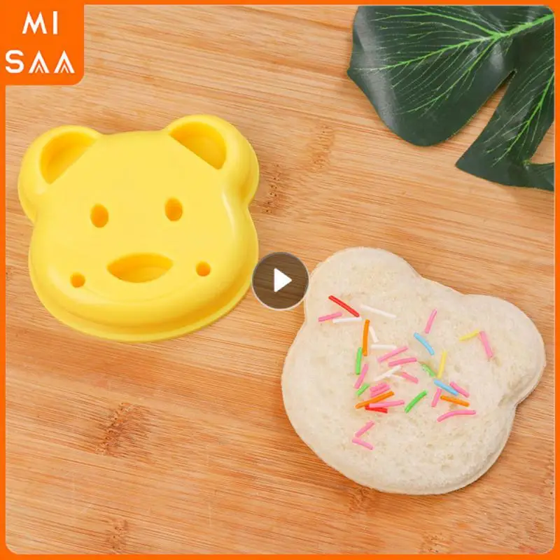 Cookie Cutters Cute Cartoon Creative Plastic For Picnics Dining Out Kitchen Gadgets Sandwich Mould Dog Bear Shape Bear Shape