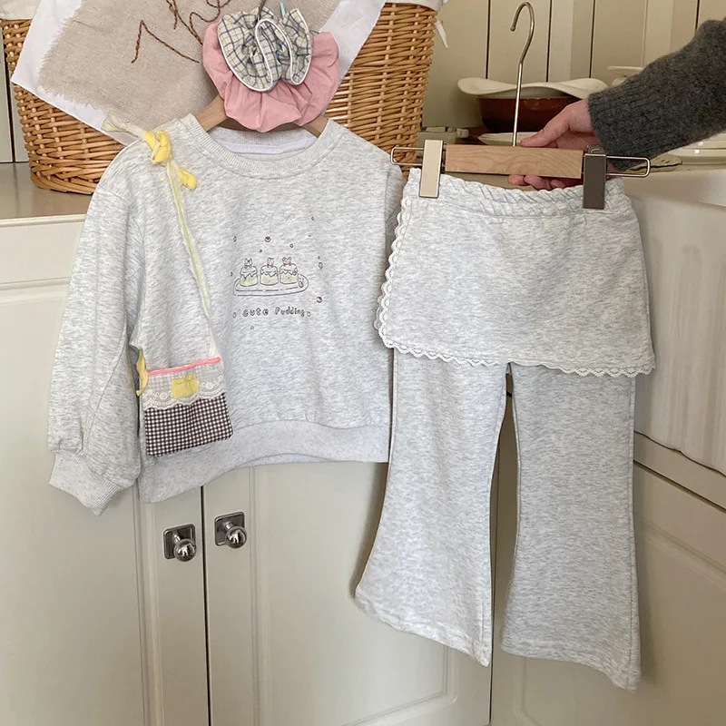 Korean Spring Autumn Kid Girl 2PCS Clothes Set Cotton Cake Print Baby Girl Sweatshirt Outfit Solid Spliced Lace Hem Culotte Suit