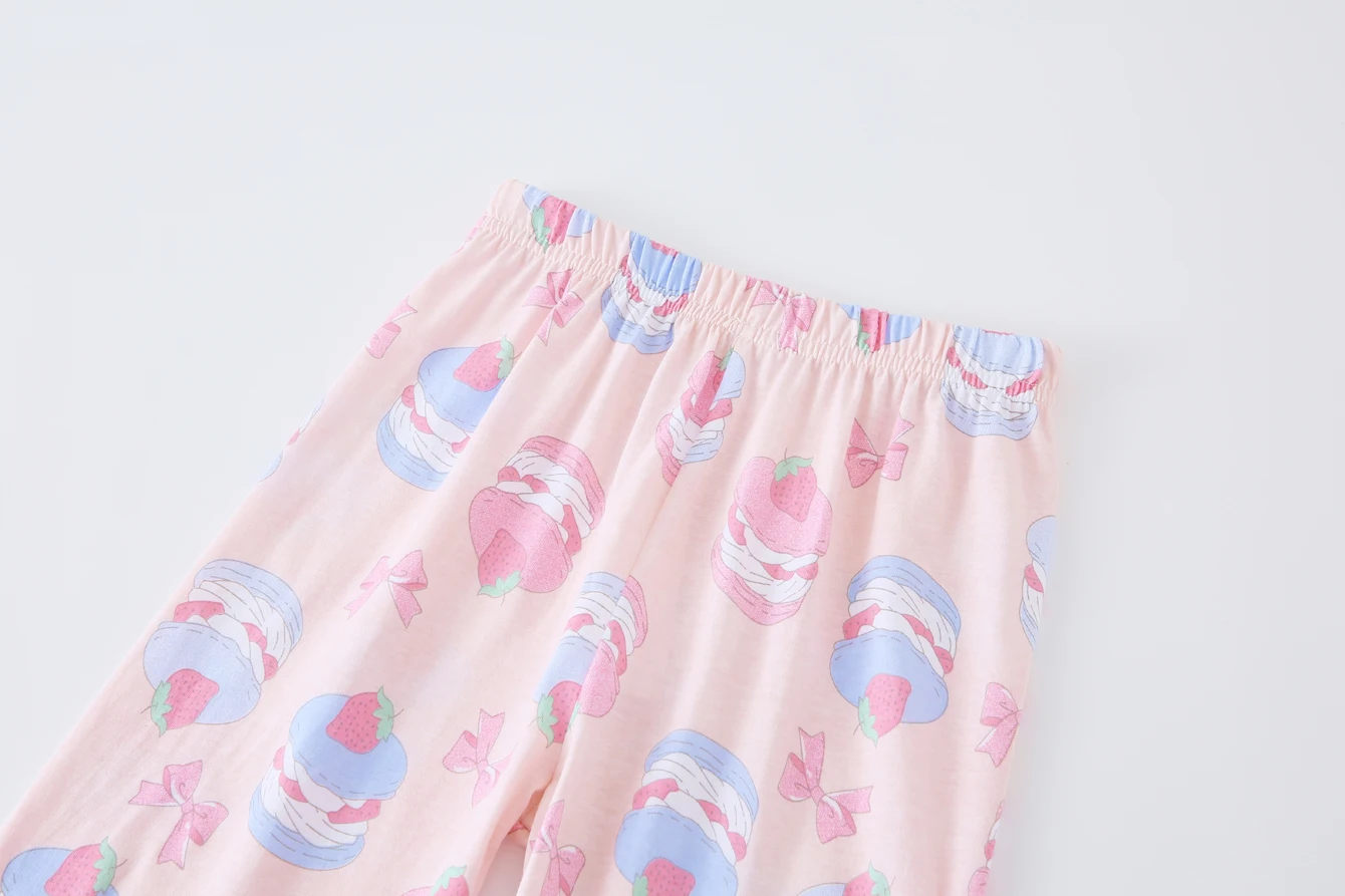 Mädchen-Pyjama aus reiner Baumwolle, dünn für Frühling und Herbst, für Babymädchen im Alter von 1-8 Jahren, Set mit langen Ärmeln und langen Hosen, vollflächig bedrucktes rosa Kuchenmuster, süße Hauskleidung. – Detail 7