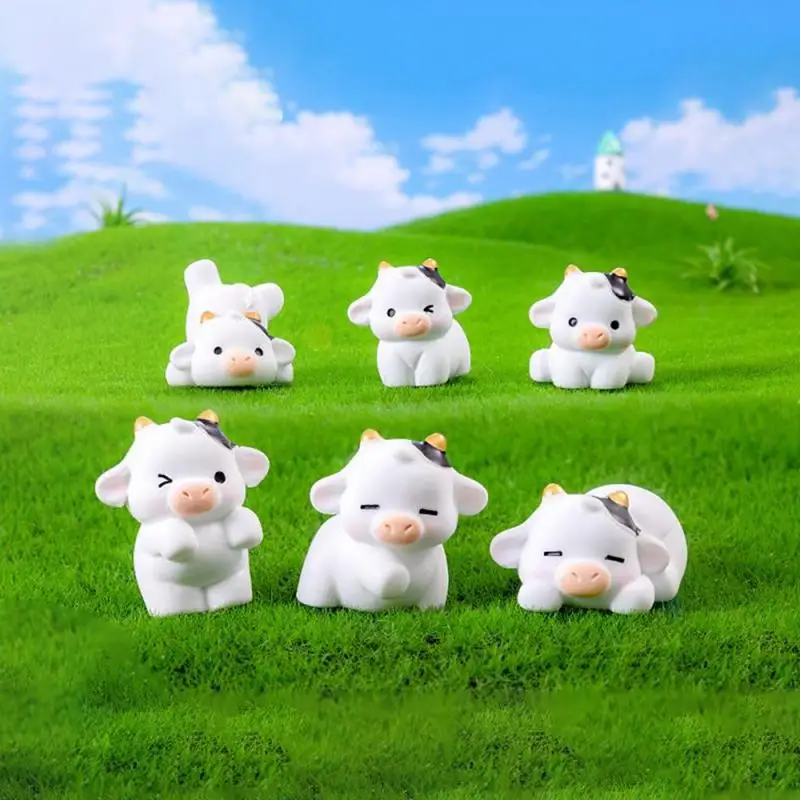 زخرفة ذات نطاق صغير للوحة قيادة السيارة على سطح الطاولة مع صندوق أعمى لتمثال بقرة الثور الصغير الشجاع المبتكر