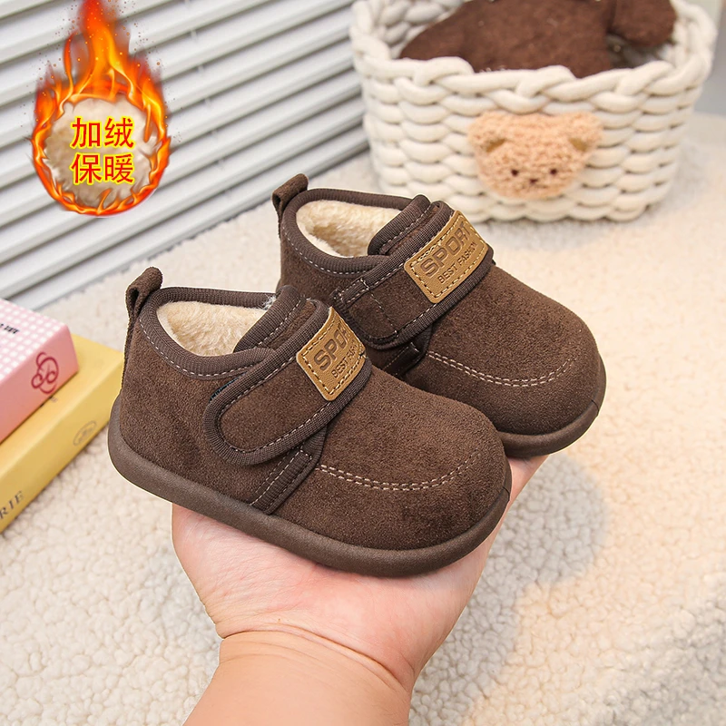 Zapatos de algodón para niños, moda de invierno, antideslizantes, cálidos, suela suave, zapatos informales, botas de algodón ligeras y cómodas para la nieve