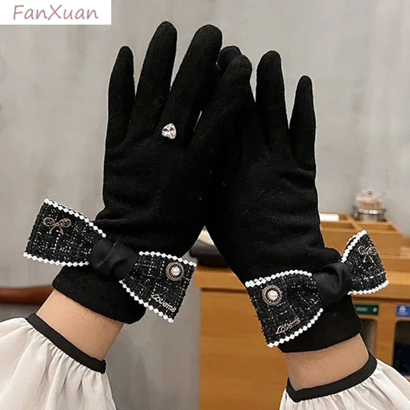 Autumn Winter Gloves for Women Black Beige Bowknot Cashmere Plush Thickened Gloves Touch Screen Elegant Female Gift