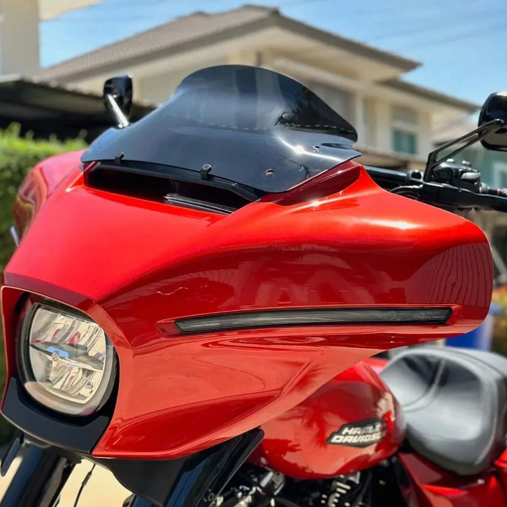 لدراجة نارية Harley CVO Street Glide FLHXSE 2023 2024 مقاس 9 بوصة دخان خفيف/عرف الرياح للزجاج الأمامي الشفاف