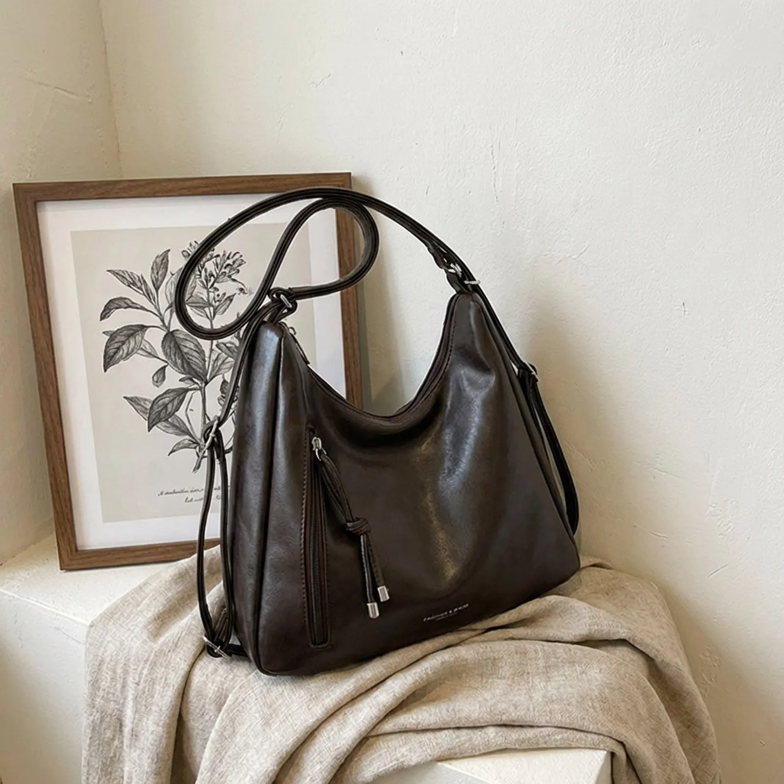 Tragetasche mit großer Kapazität für Damen – neuer koreanischer Stil, Vintage-Stil, lässige Umhängetasche, minimalistischer Mode-Rucksack – Detail 4