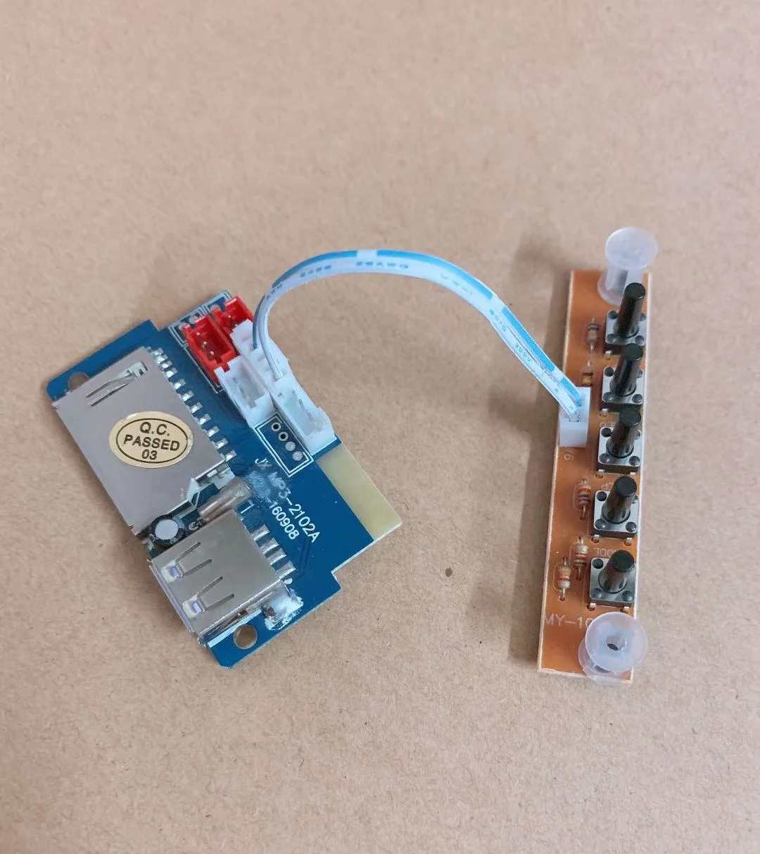 5V Power Supply Square Dance Battery Speaker USB Board with Bluetooth Left and Right Card Structure MP3 Decoding Board