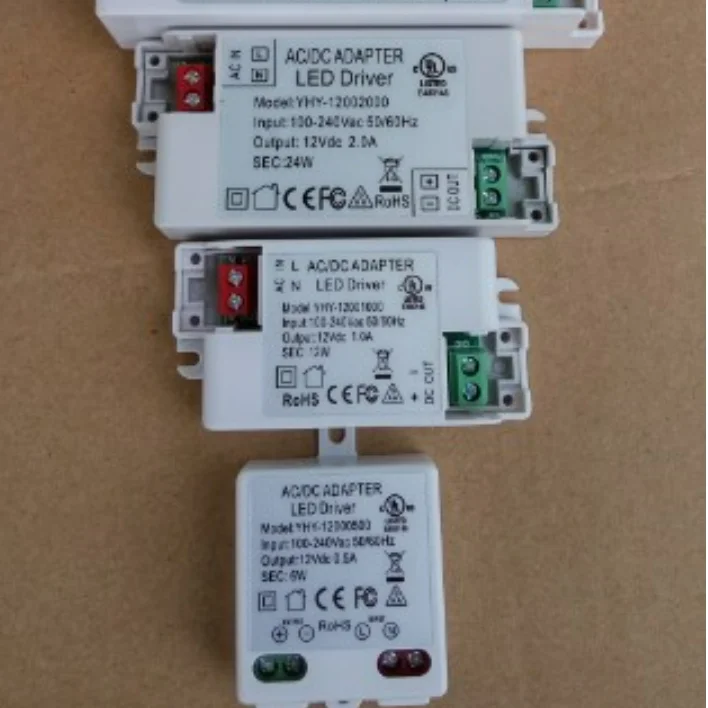 CE UKCA-Transdispositifs d\'éclairage, pilote sûr pour bande LED, alimentation électrique, haute qualité, 12V, 6w, 0,5 A, 100V-240V, 3528, 5050