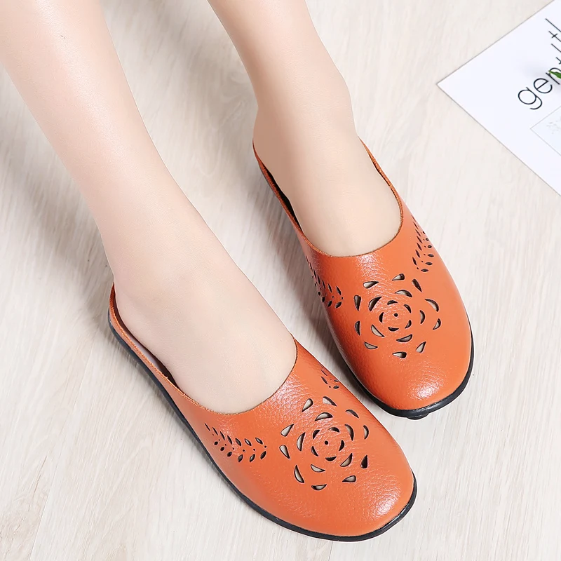 Spring Summer Women\'s Mules Openwork Flowers Modern Slippers Non-slip Soft Casual Slippers Luxury Leather Slip On Flat Shoes