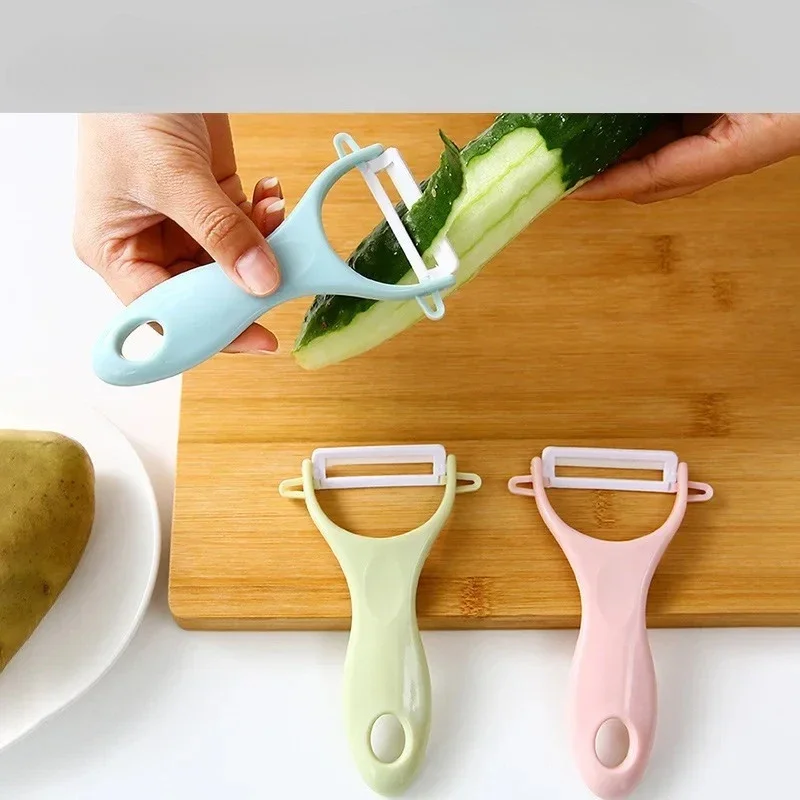 1 pc Kitchen Assistant vegetable peeler, fruit ceramic peeler, multi-functional scraper. Colors are randomly dispatched. - Detail 1