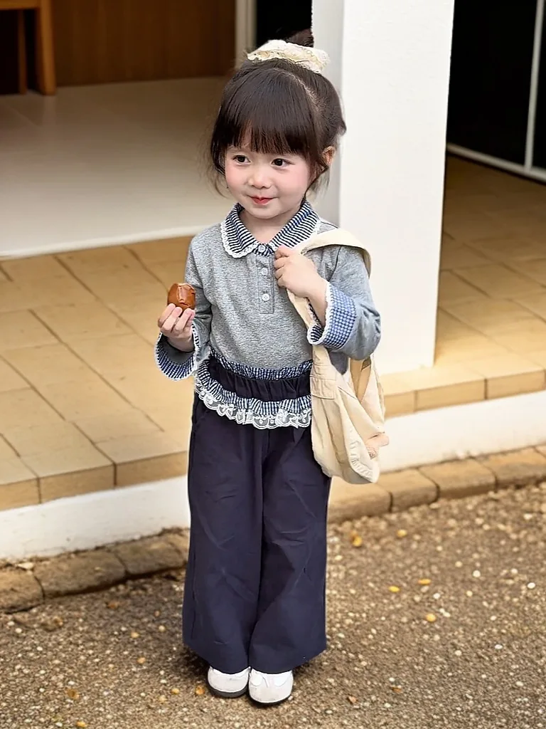 بدلة بناتي على الطراز الكوري الجميل للفتيات بياقة منقوشة من الدانتيل بدلة محبوكة واسعة الأرجل عصرية ومريحة 80-150 سم